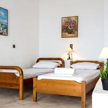 Pahivouni Studios&suites Donoussa